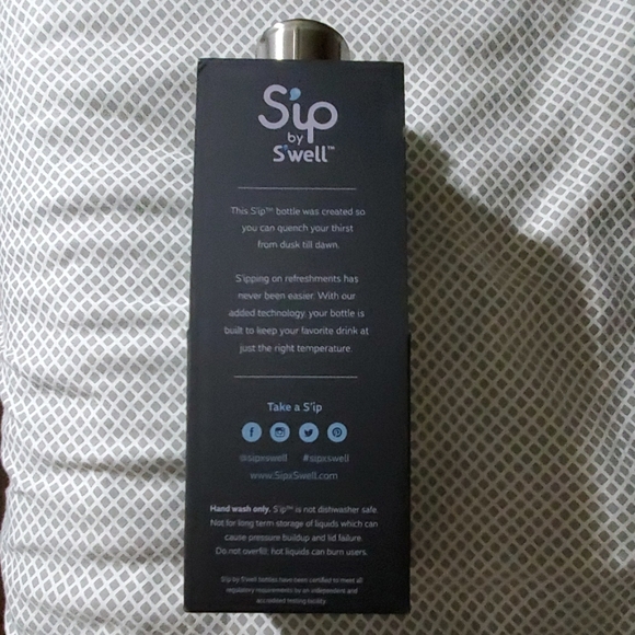 S'ip by S'well water bottle - Picture 2 of 2